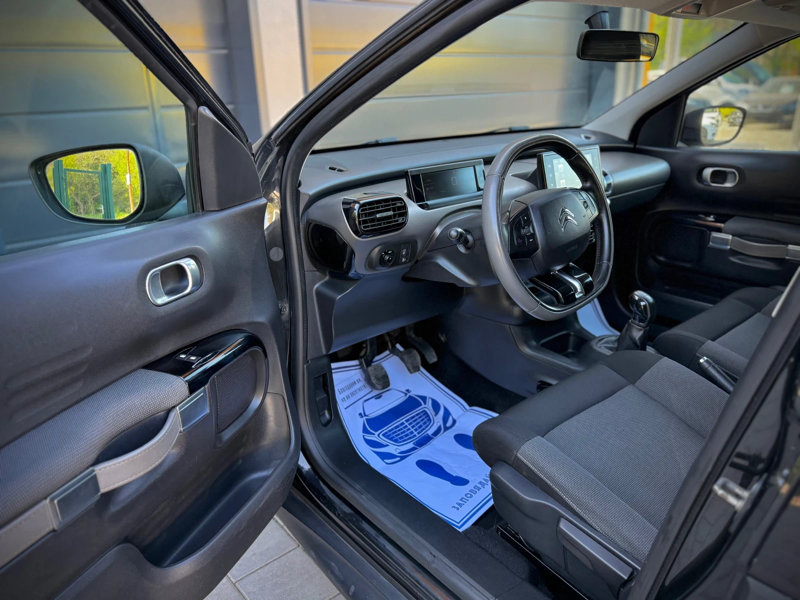 Citroen C4 Cactus 1.2i * LED* NAVI* CAMERA*  - изображение 7