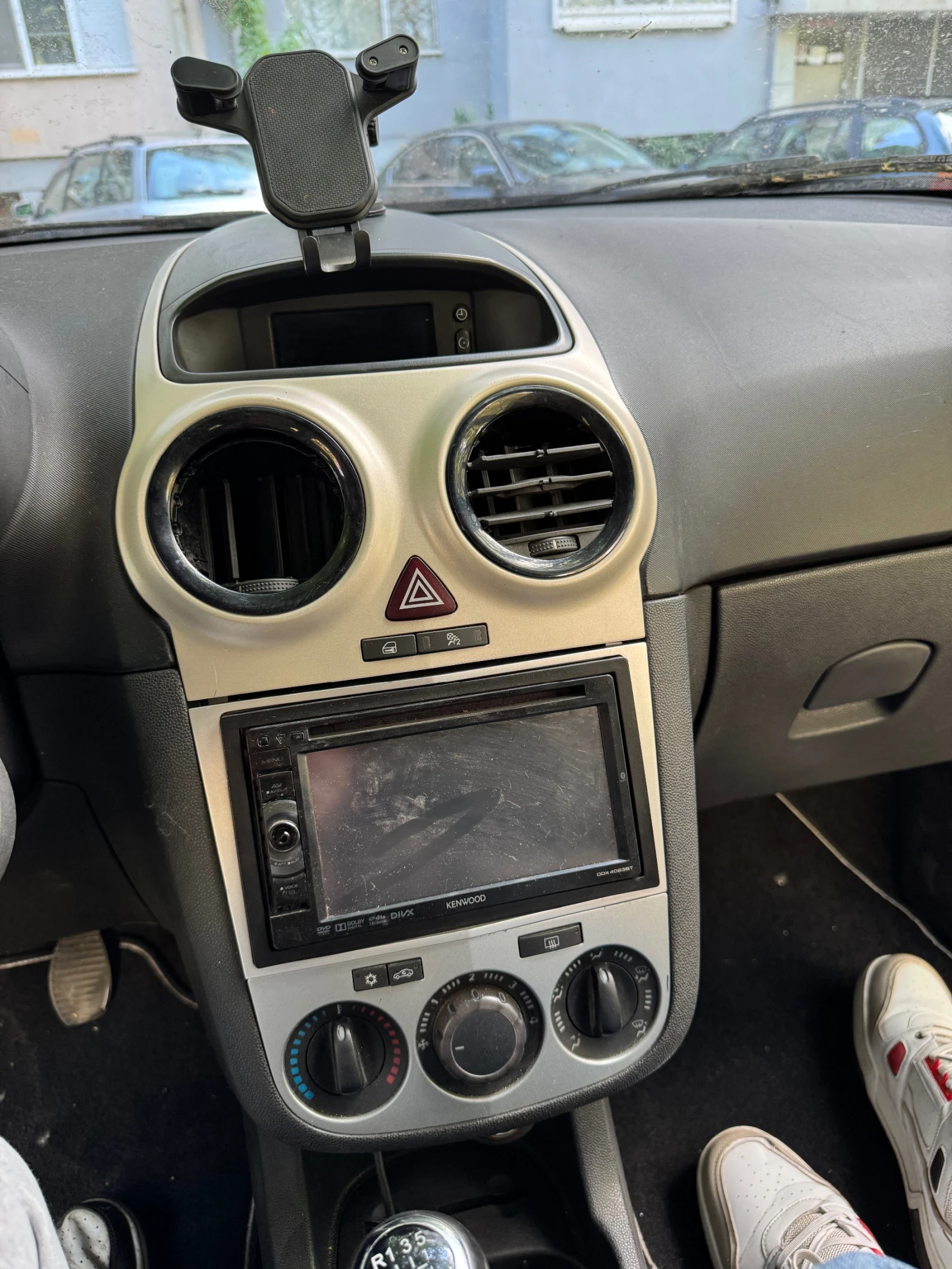 Opel Corsa  - изображение 6