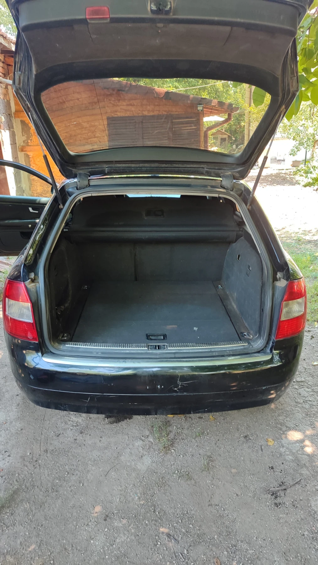Audi A4 B6 - изображение 2