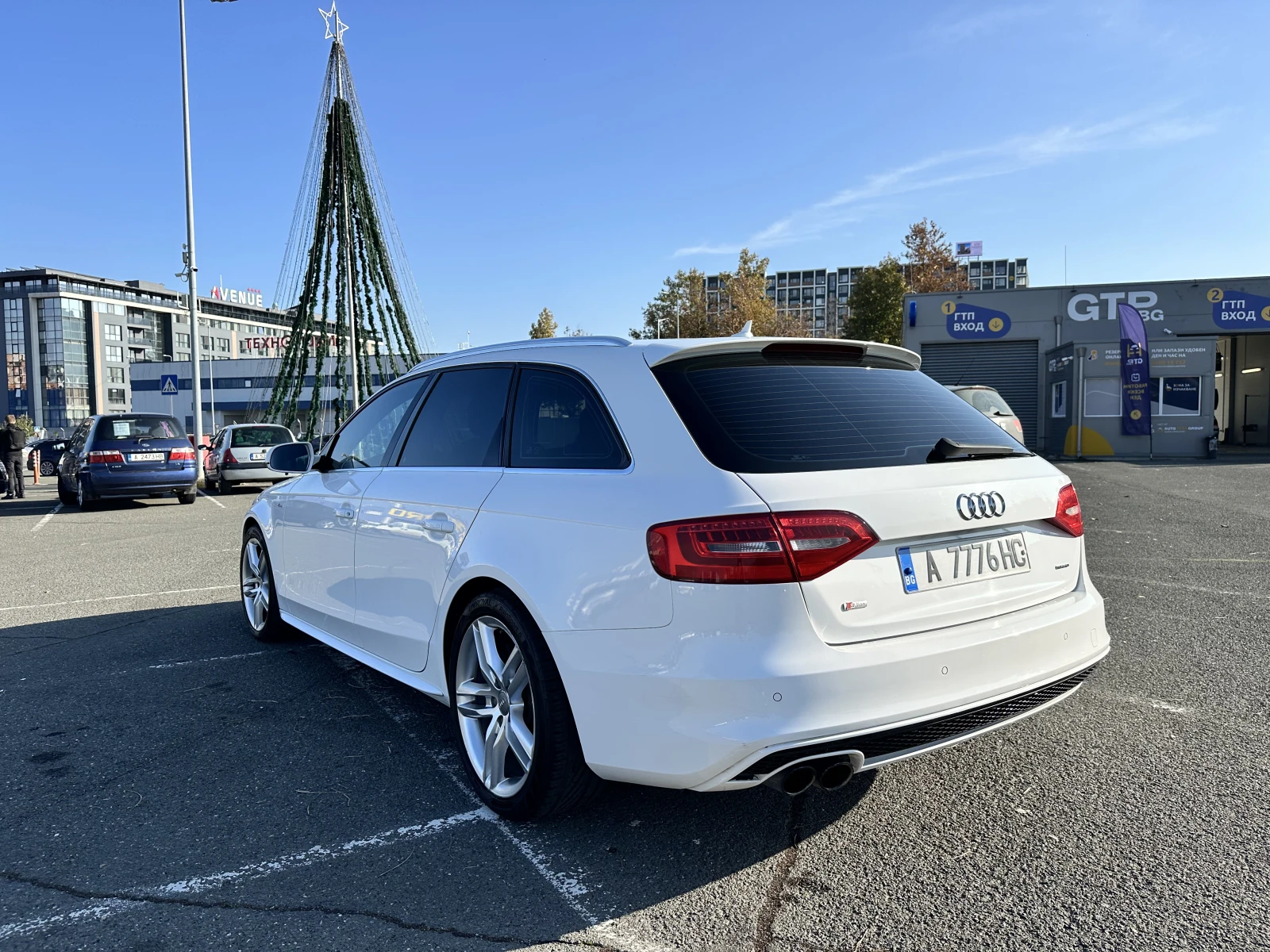 Audi A4 3xS-Line Quattro - изображение 7