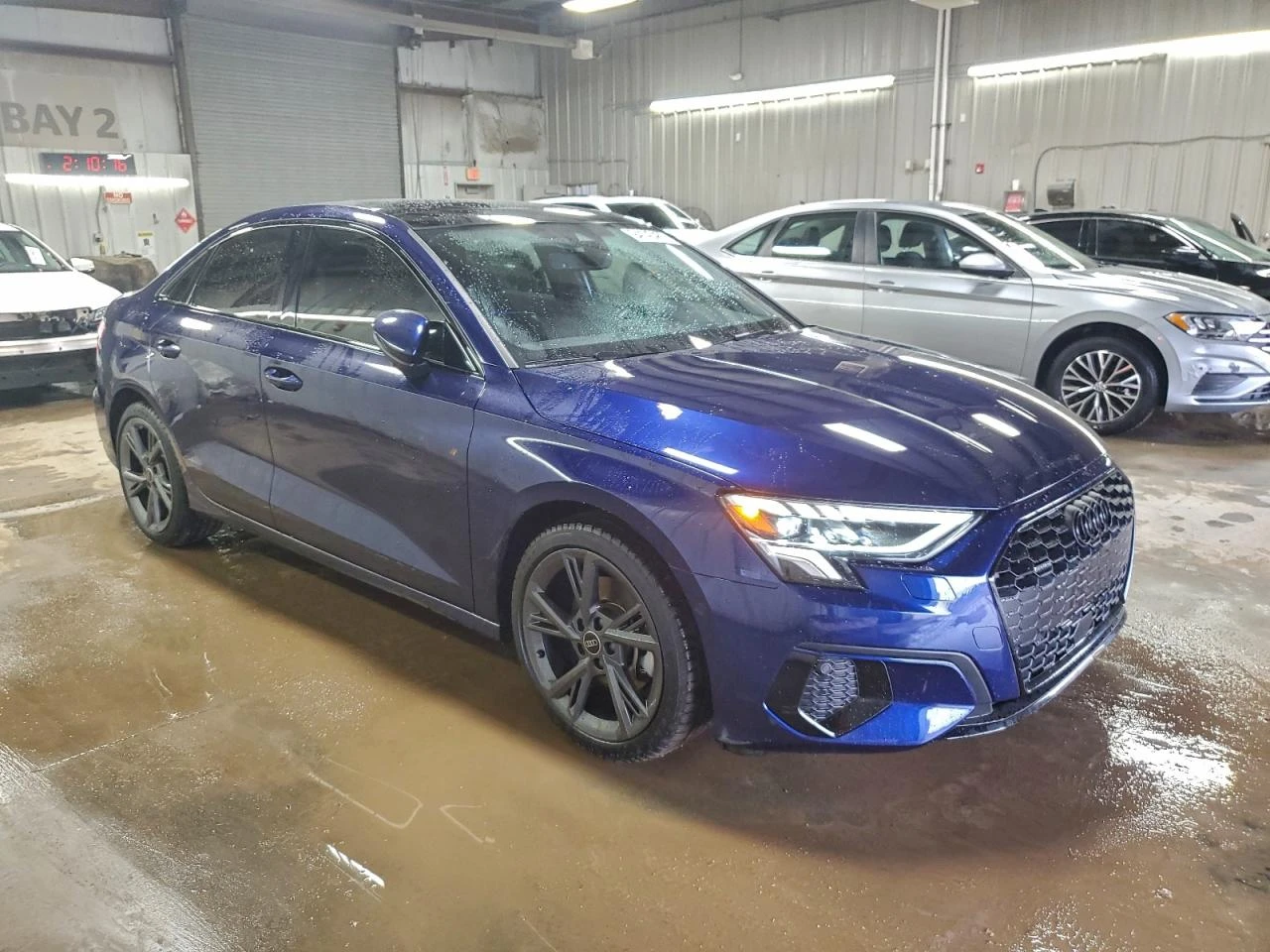 Audi A3 2l Premium Plus - изображение 4