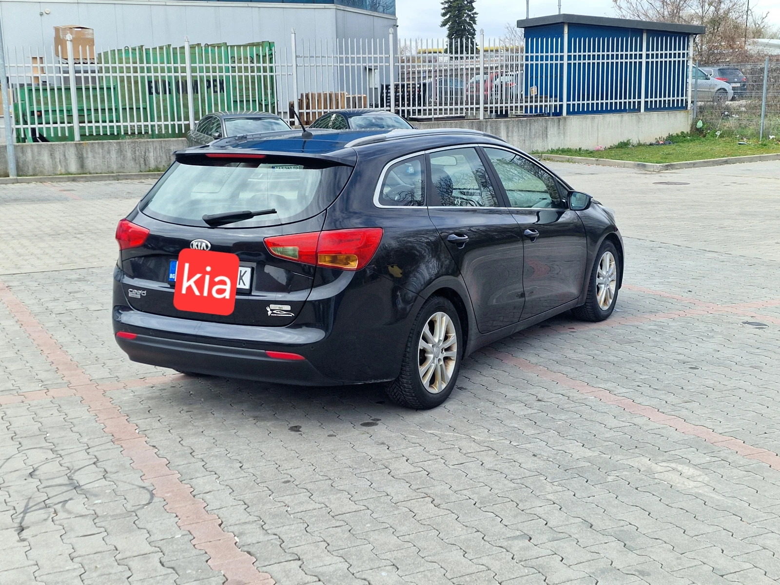Kia Ceed Sport Wagon, снимка 5 - Автомобили и джипове - 54044584