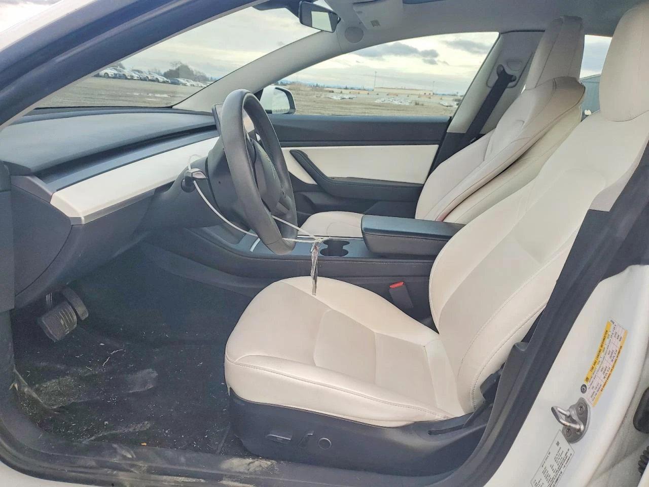 Tesla Model 3, снимка 7 - Автомобили и джипове - 54193211