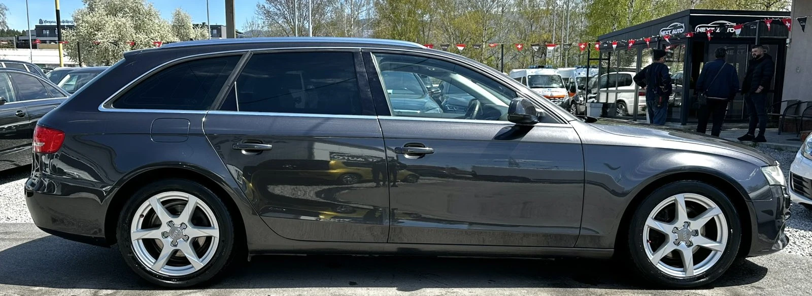 Audi A4 2.0TDI 143HP NAVI ПОДГРЕВ EU5A, снимка 4 - Автомобили и джипове - 54304951