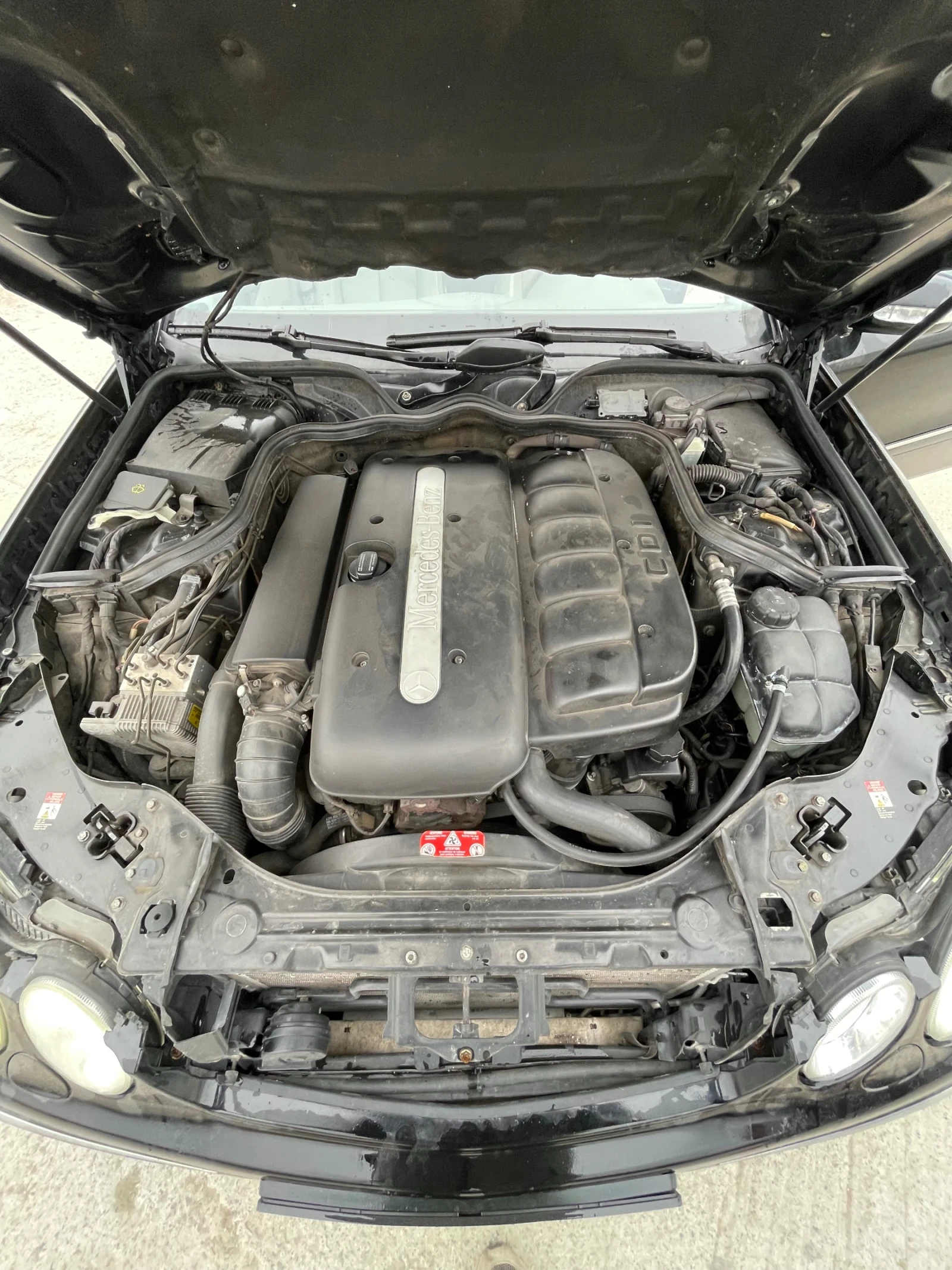 Mercedes-Benz E 320 E 320CDI-204к.с., снимка 16 - Автомобили и джипове - 54358240