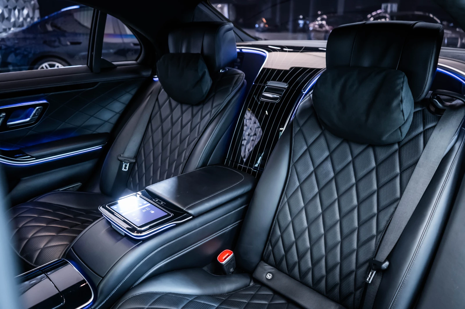 Mercedes-Benz S 580 4M L * AMG* TV* FirstCl* BurmHighEnd* Pano* Headup, снимка 15 - Автомобили и джипове - 54425001