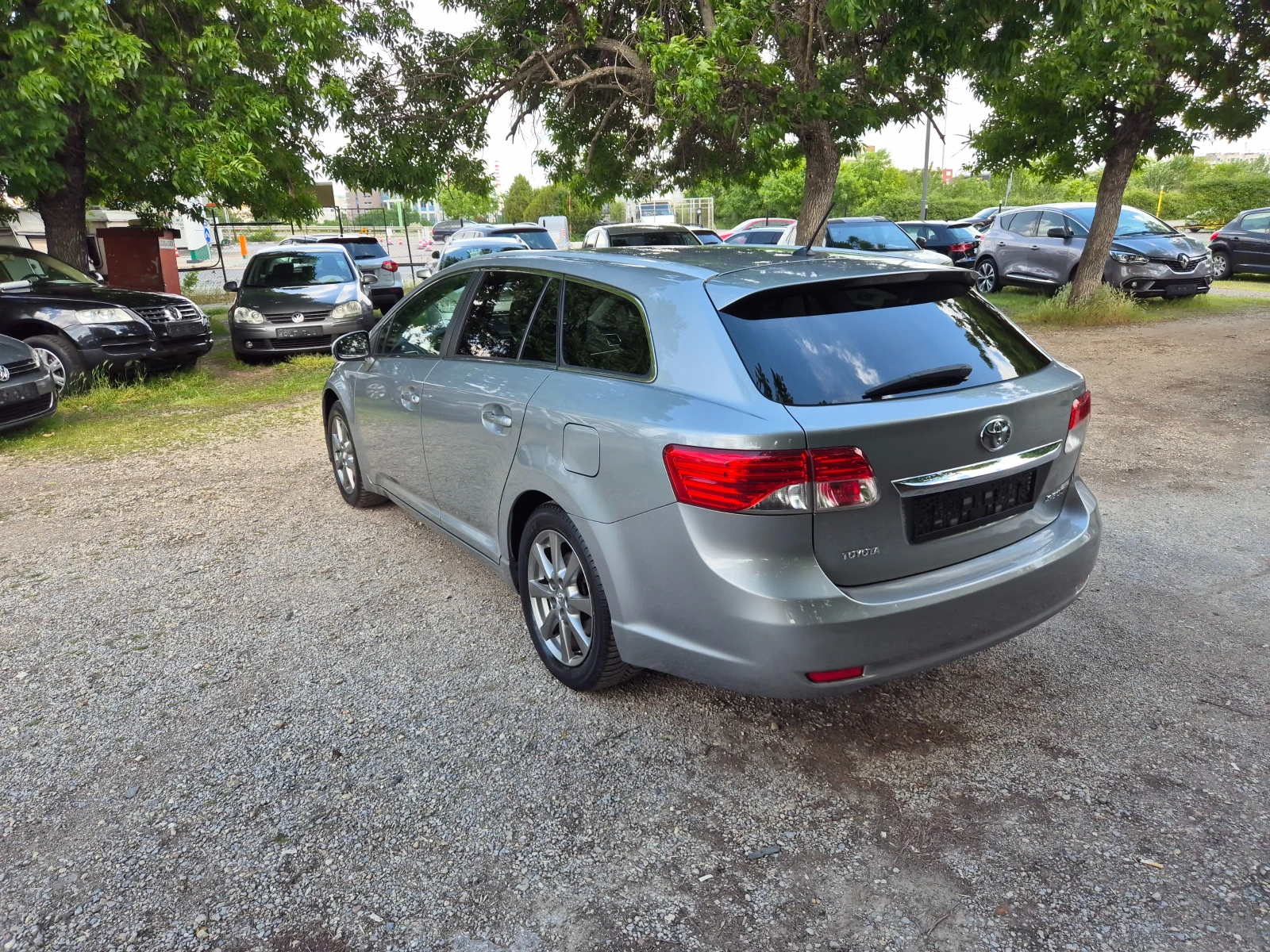 Toyota Avensis 2.0D-4D NAVI KOЖА КЕYLESS FULL ВНОС ИТАЛИЯ , снимка 5 - Автомобили и джипове - 54621786
