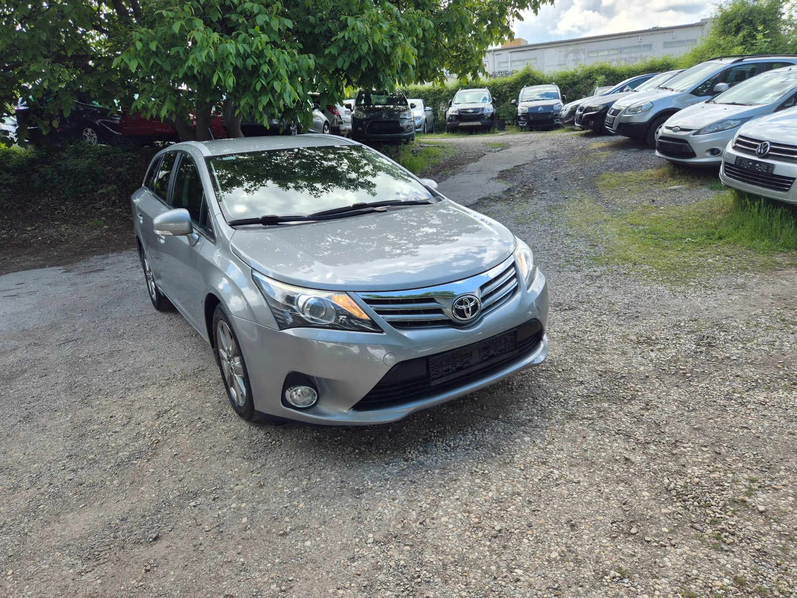 Toyota Avensis 2.0D-4D NAVI KOЖА КЕYLESS FULL ВНОС ИТАЛИЯ , снимка 3 - Автомобили и джипове - 54621786