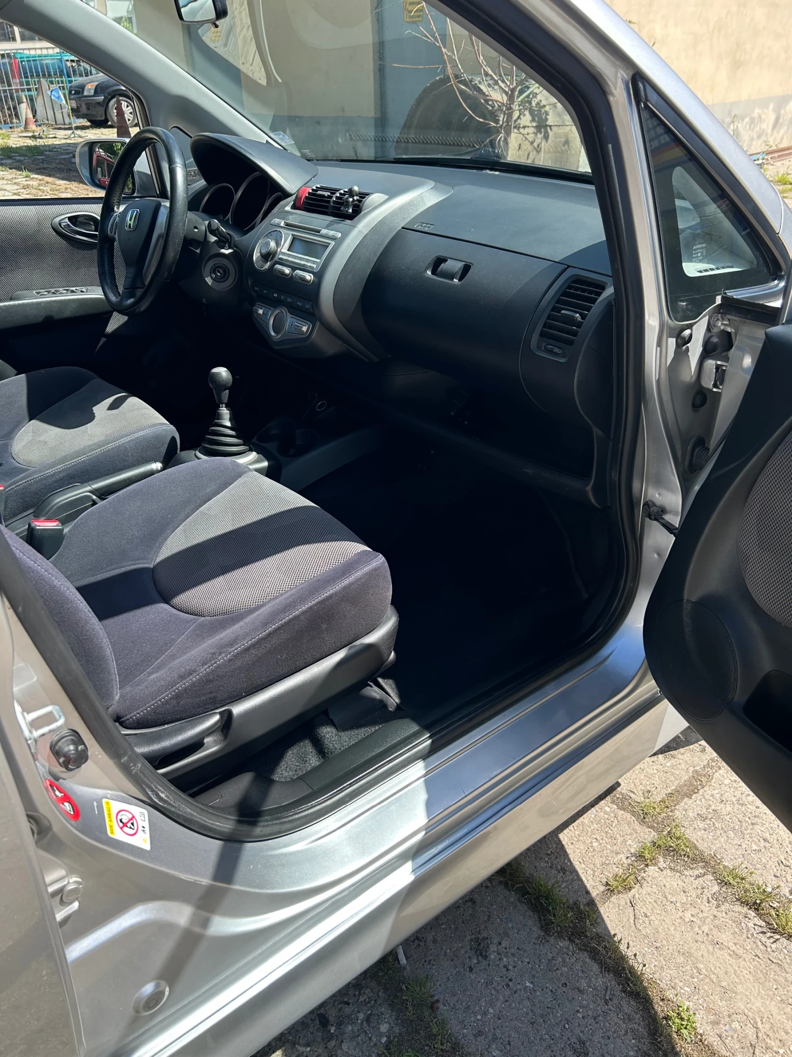 Honda Jazz Sport, снимка 6 - Автомобили и джипове - 54714536
