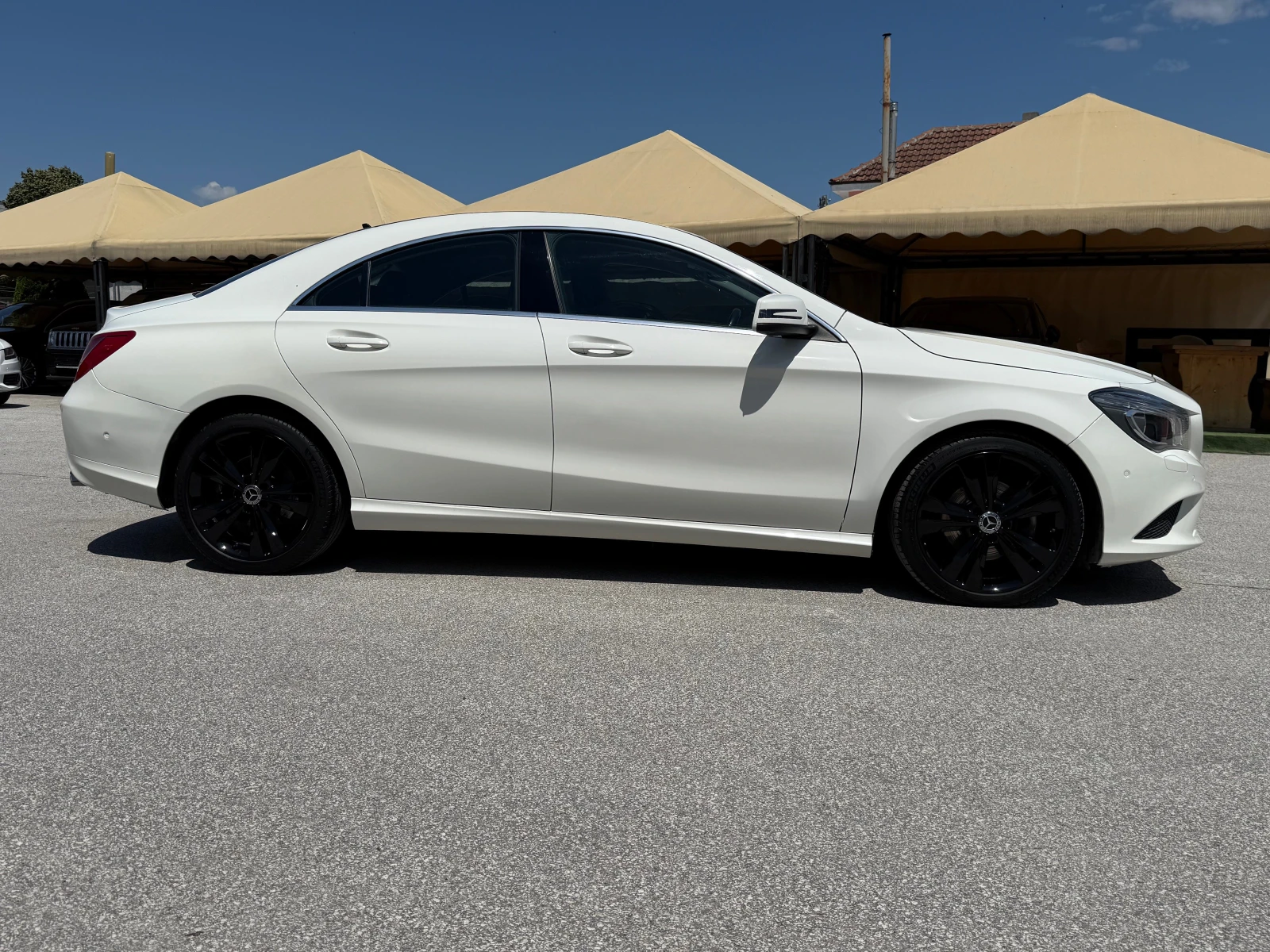 Mercedes-Benz CLA 220 d SEDAN 7G-TRONIC AUTOMAT !!! ПЕРФЕКТНО СЪСТОЯНИЕ , снимка 4 - Автомобили и джипове - 54955798