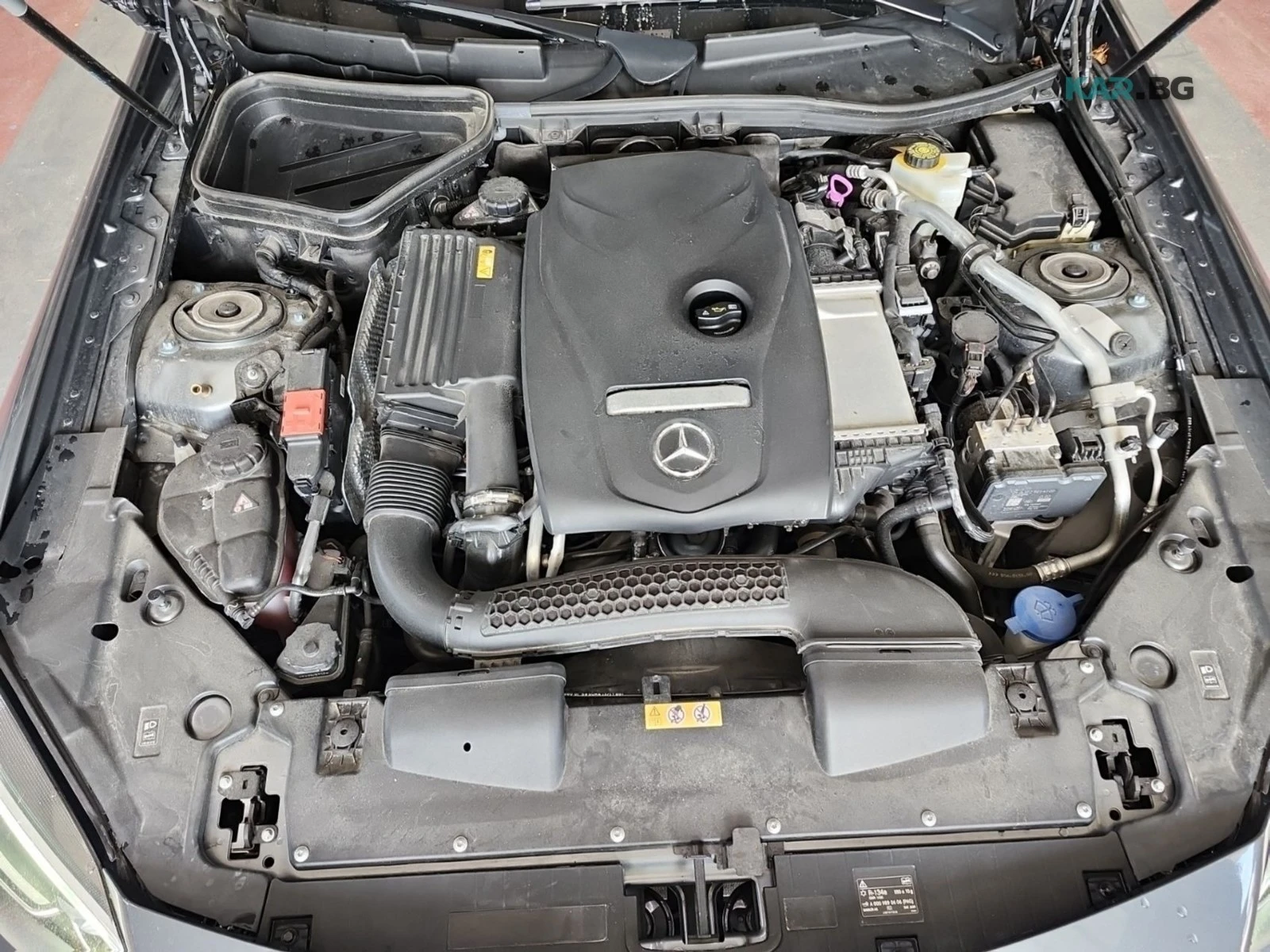 Mercedes-Benz SLC 300 * АвтоКредит * (ЦЕНА ДО БГ), снимка 17 - Автомобили и джипове - 55095413
