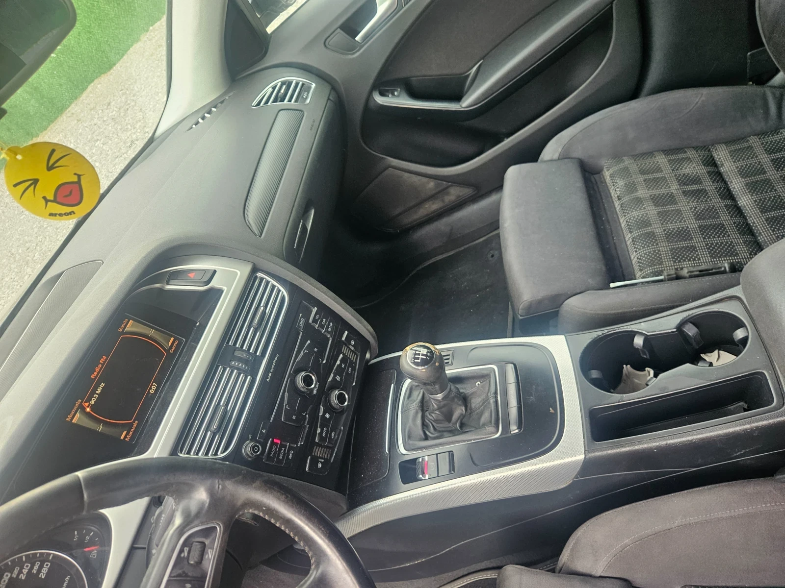 Audi A4 2.0dizel-143ks-2010god, снимка 3 - Автомобили и джипове - 55125952