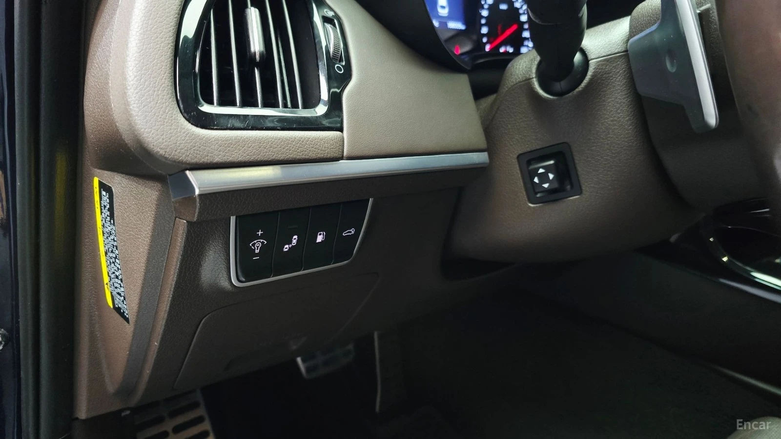 Kia Stinger 3.3* MASTERS* ОБДУХВАНЕ* КАМЕРА* ПОДГРЕВ, снимка 16 - Автомобили и джипове - 55639013