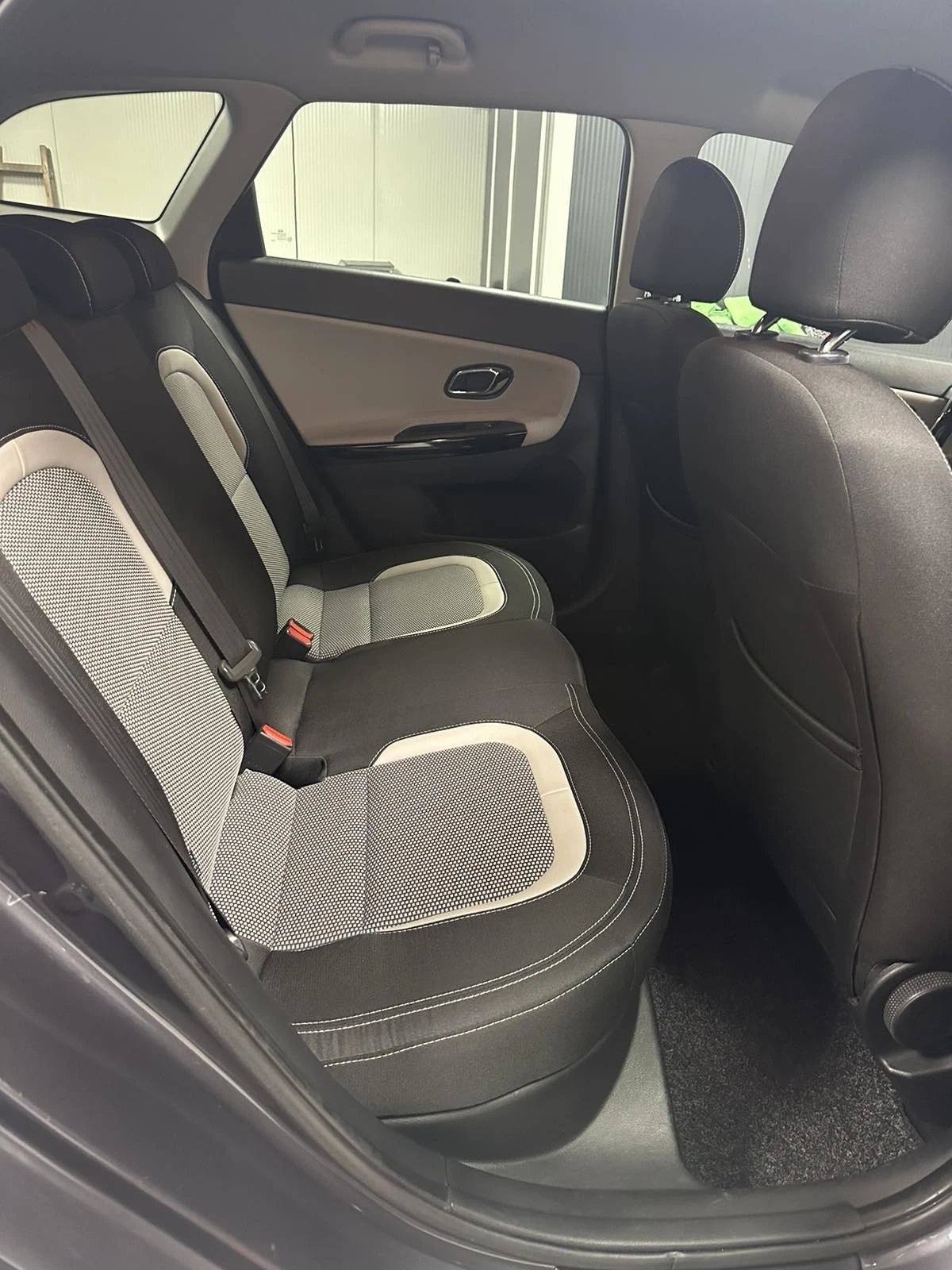 Kia Ceed SW 1.6 CRDi, 110 к.с., дизел, октомври 2016 г., снимка 12 - Автомобили и джипове - 56122413