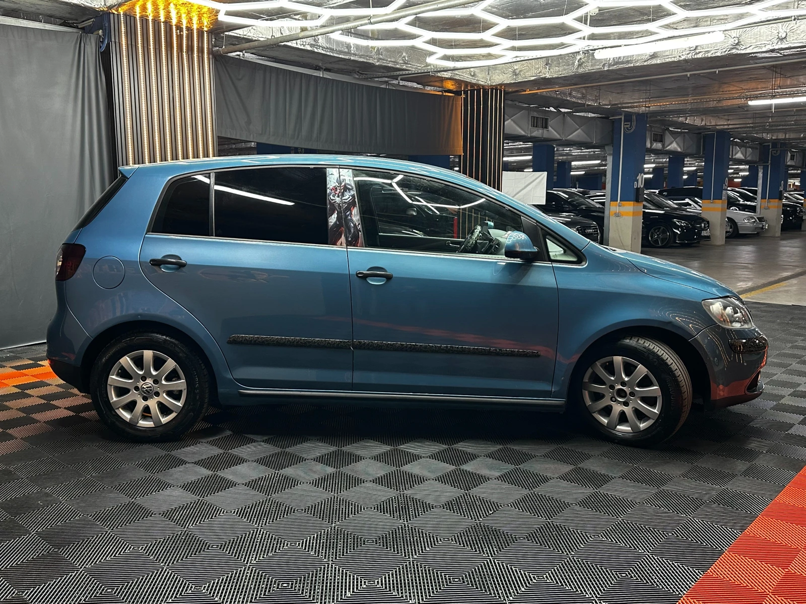 VW Golf 1.9d 105 к.с. , снимка 4 - Автомобили и джипове - 56279495