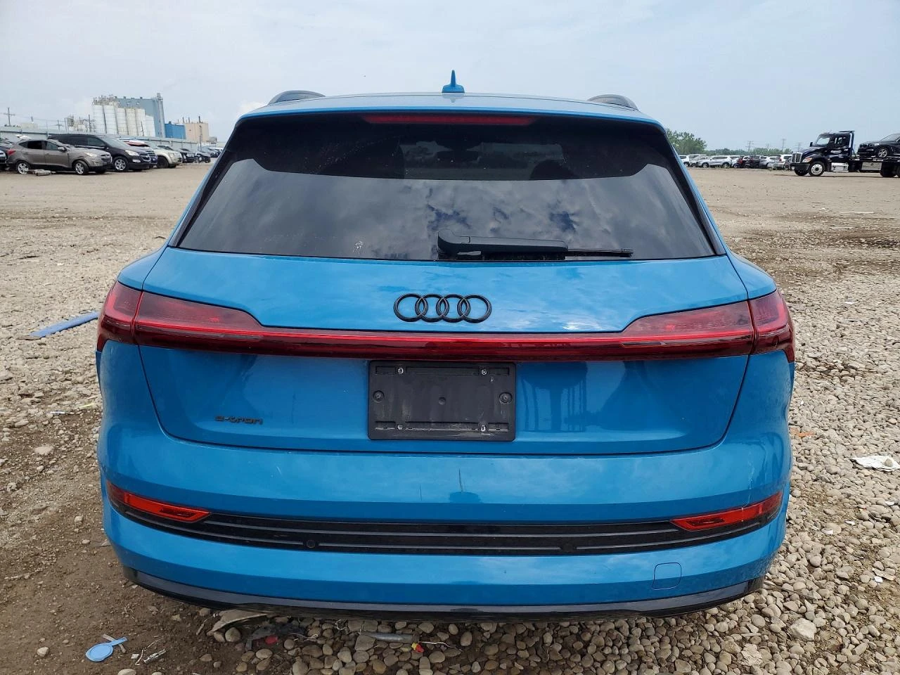 Audi E-Tron Prestige, снимка 6 - Автомобили и джипове - 56364772