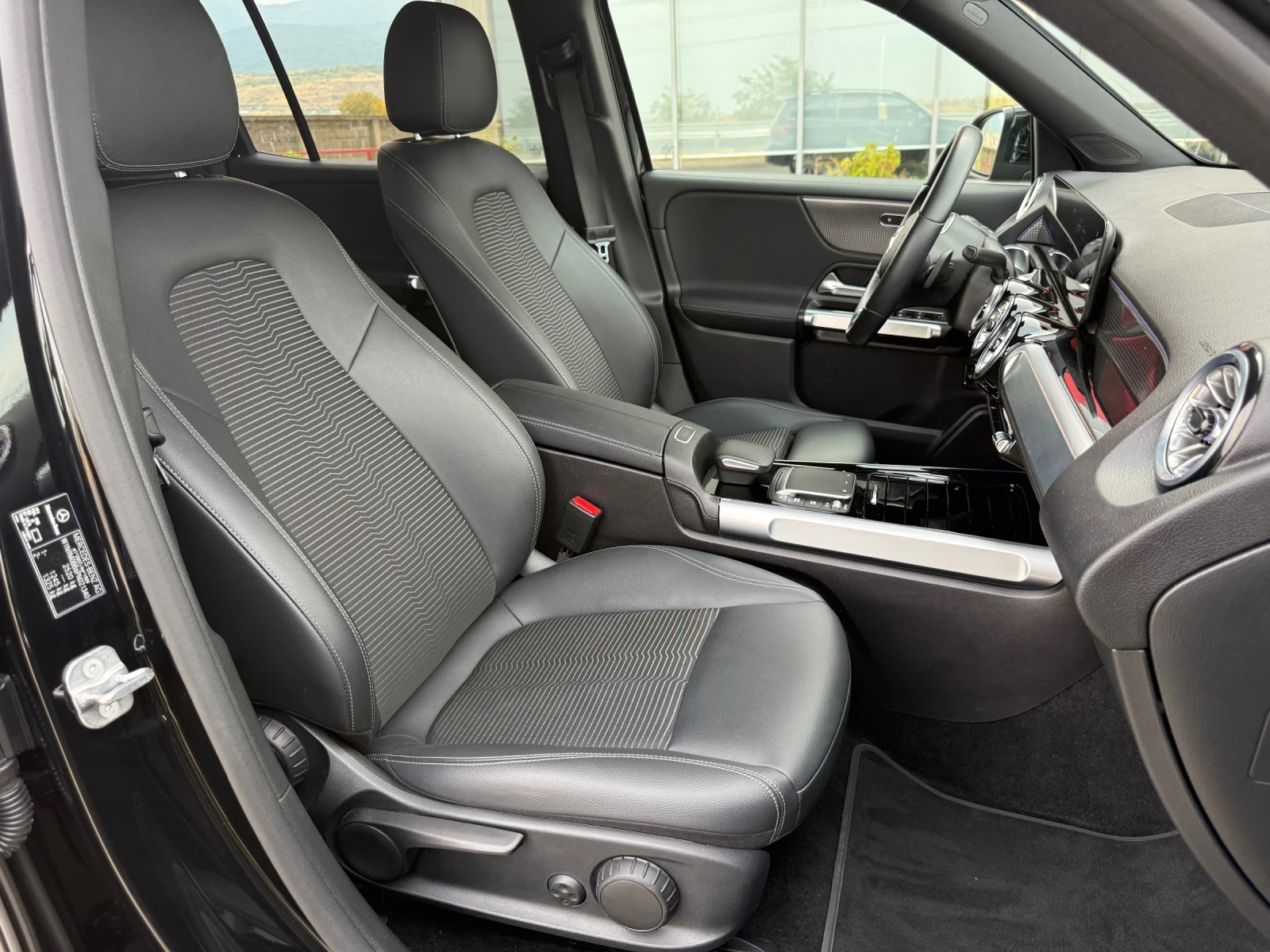 Mercedes-Benz EQB 250 / AMBIENT / 360 CAMERA / 62000km / �������� | Mobile.bg � ����������� 11