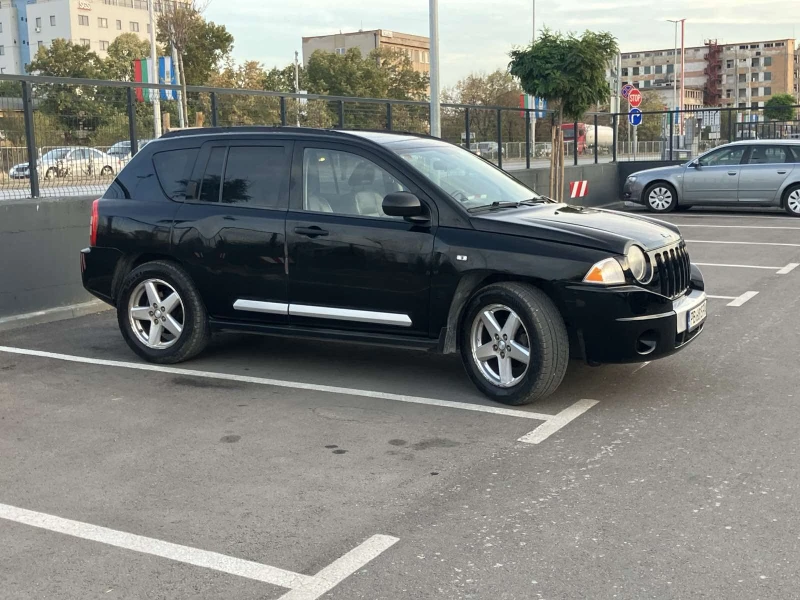 Jeep Compass 2, 4 LIMITED, снимка 1 - Автомобили и джипове - 48104804