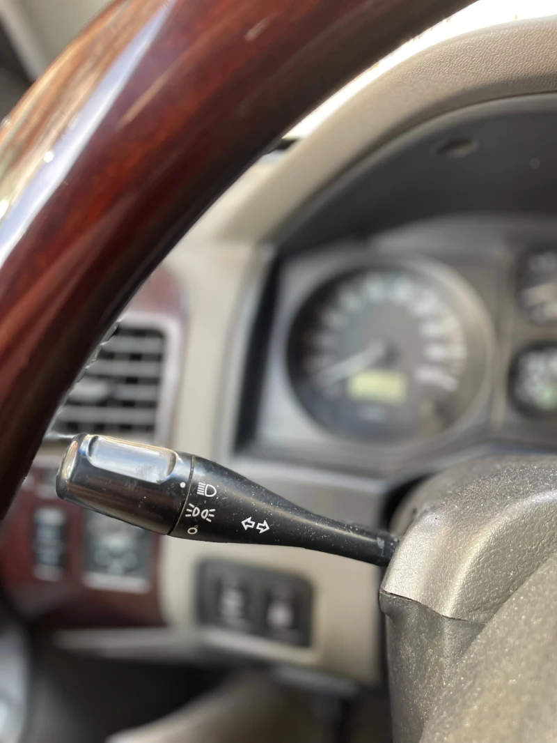 Mitsubishi Pajero, снимка 8 - Автомобили и джипове - 52618438