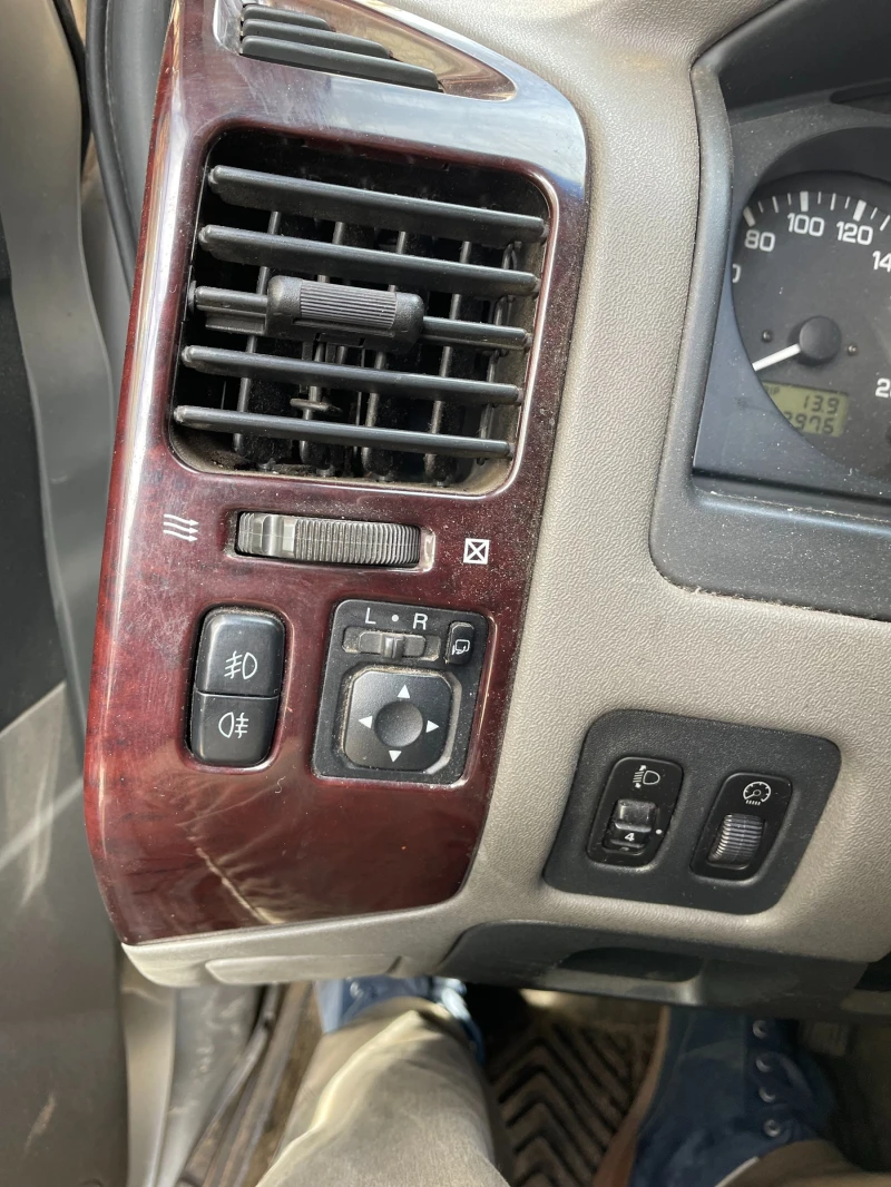 Mitsubishi Pajero, снимка 7 - Автомобили и джипове - 52618438