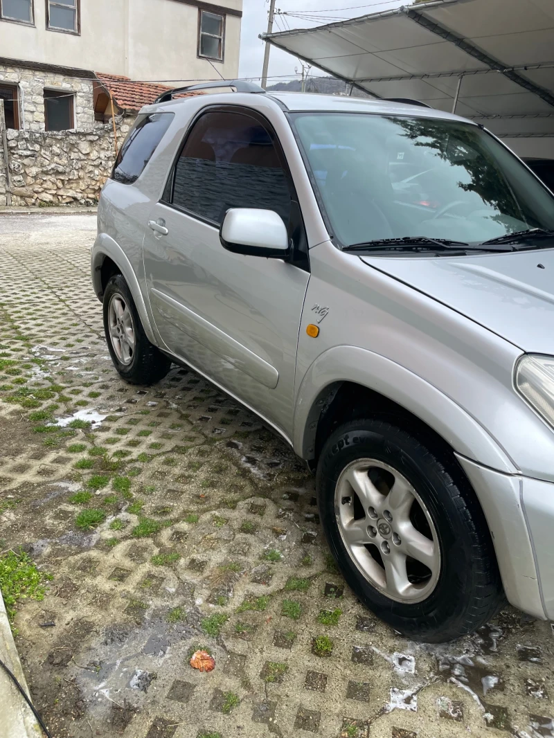 Toyota Rav4, снимка 4 - Автомобили и джипове - 49518853