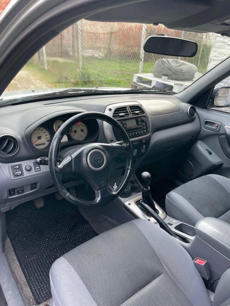 Toyota Rav4, снимка 7 - Автомобили и джипове - 49518853