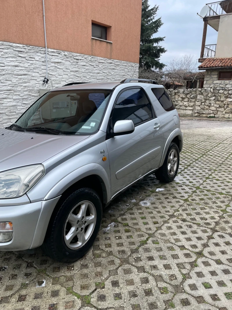 Toyota Rav4, снимка 3 - Автомобили и джипове - 49518853