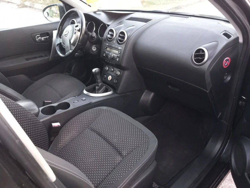 Nissan Qashqai 1.6 бензин .заводска газова уредба., снимка 7 - Автомобили и джипове - 51730119