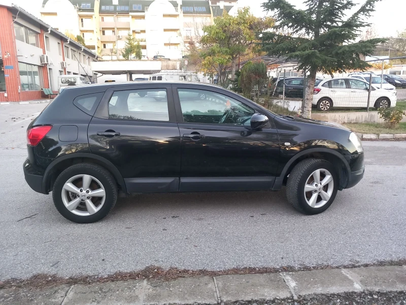 Nissan Qashqai 1.6 бензин .заводска газова уредба., снимка 5 - Автомобили и джипове - 51730119