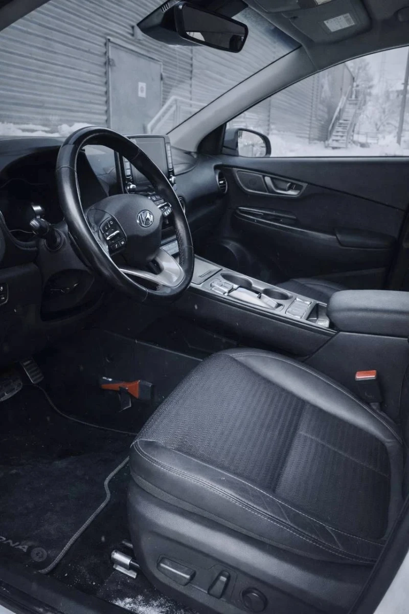 Hyundai Kona 64 kWh / Premium / Термопомпа , снимка 7 - Автомобили и джипове - 53297320