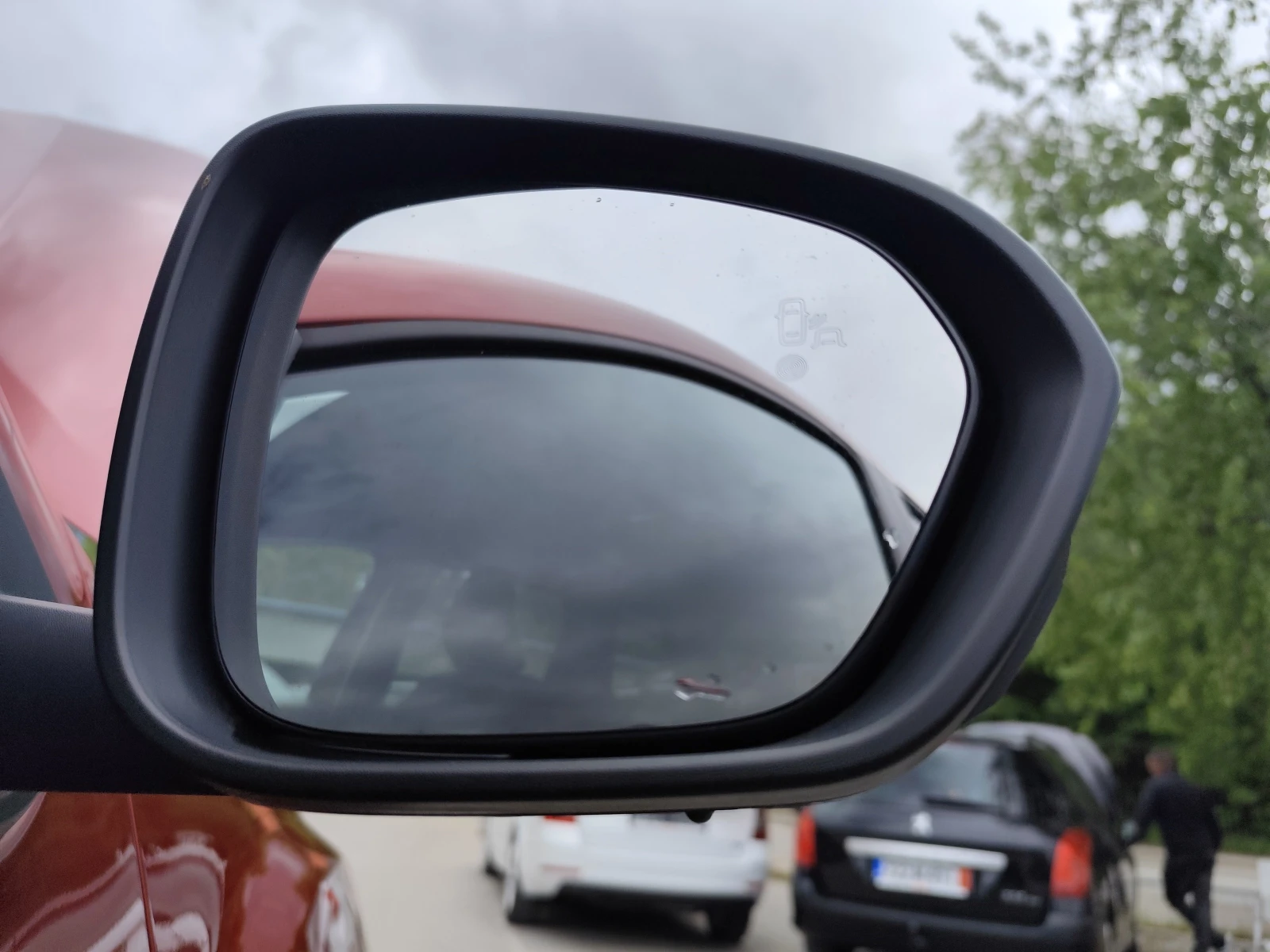 Dacia Duster 1.0i* ФАБРИЧНА ГАЗ* LED* NAVI* КАМЕРА 360* MMI - изображение 10