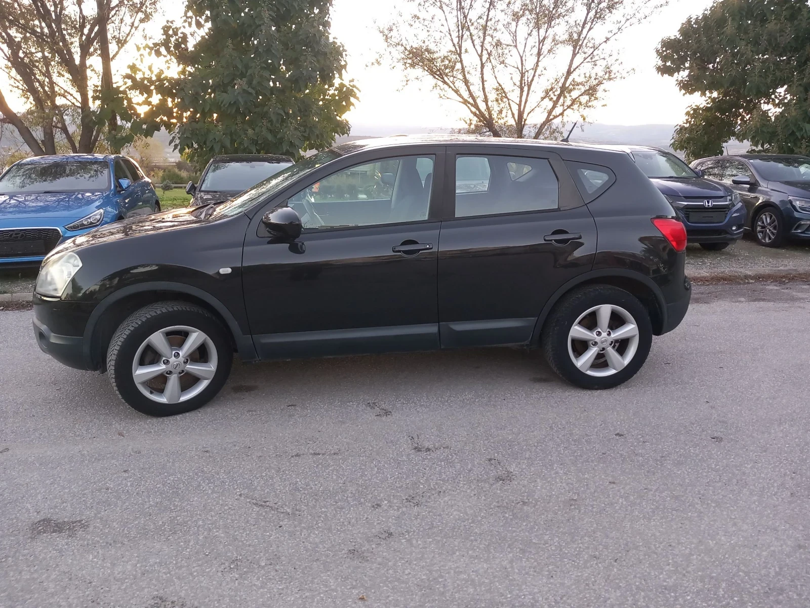 Nissan Qashqai 1.6  .  . | Mobile.bg   2