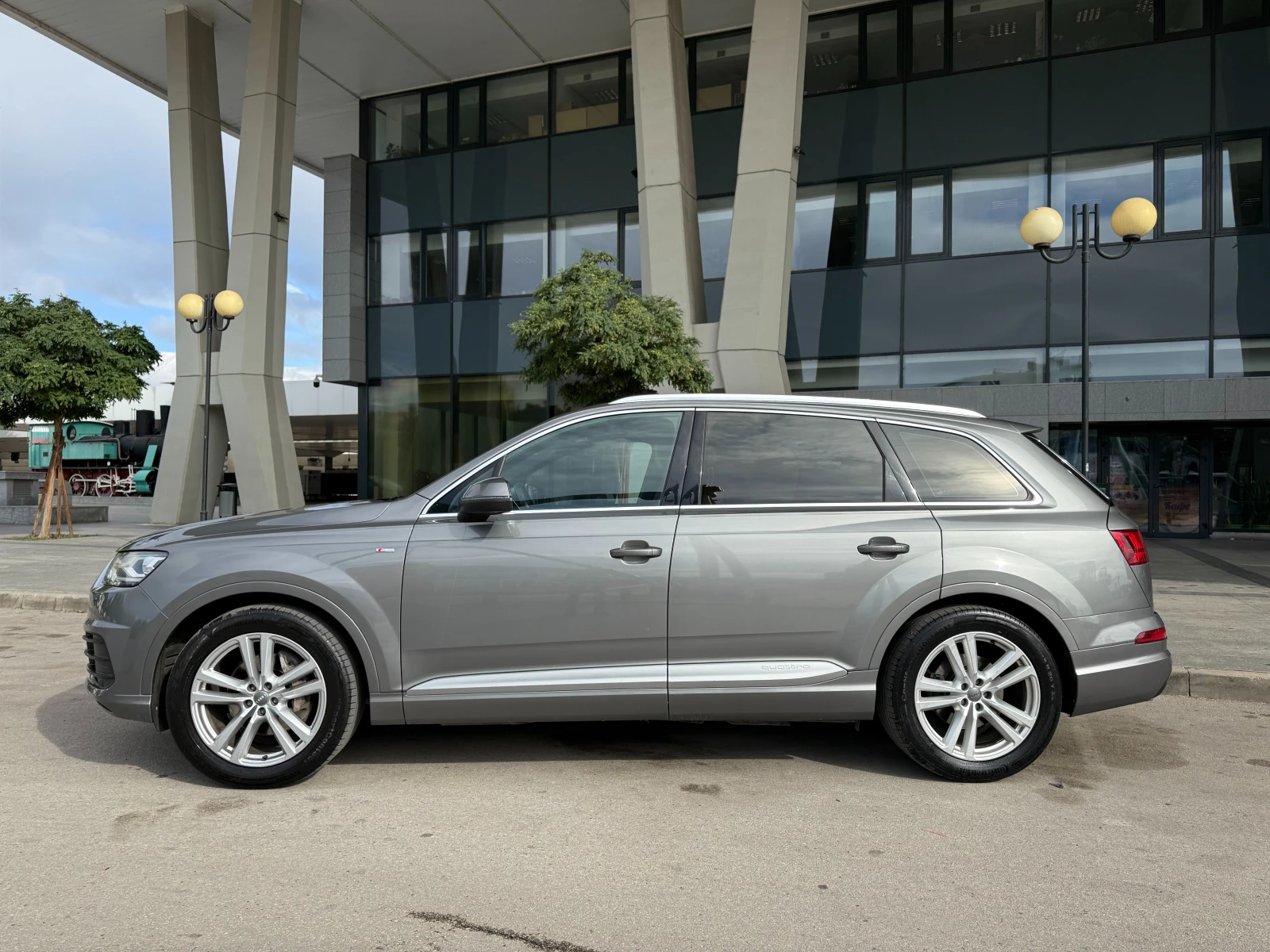 Audi Q7 6 МЕСЕЦА ГАРАНЦИЯ/3.0TDI 272к.с. S Line - изображение 2