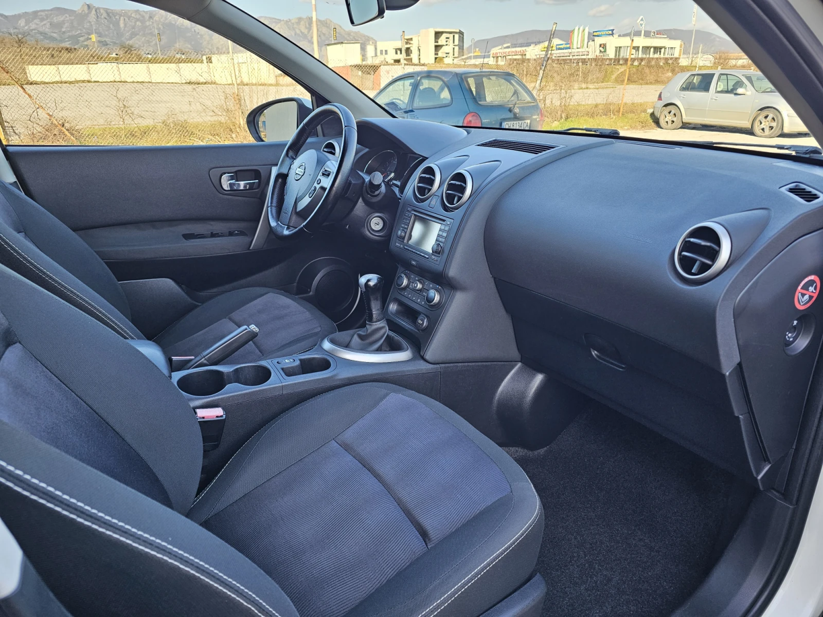 Nissan Qashqai 1.6i PANORAMA/NAVI | Mobile.bg � ����������� 11