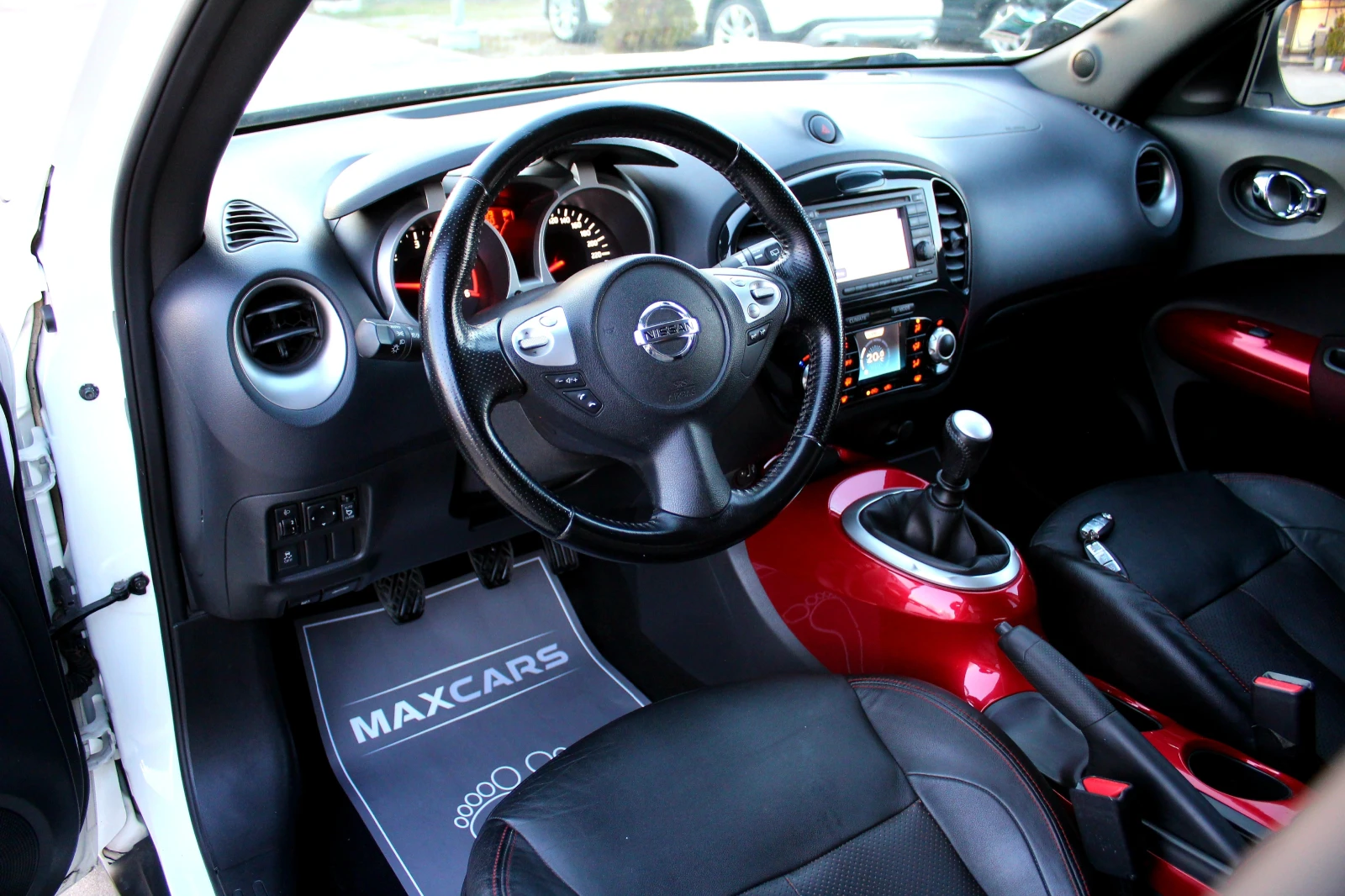 Nissan Juke TEKNA * СОБСТВЕН ЛИЗИНГ, снимка 11 - Автомобили и джипове - 53819169