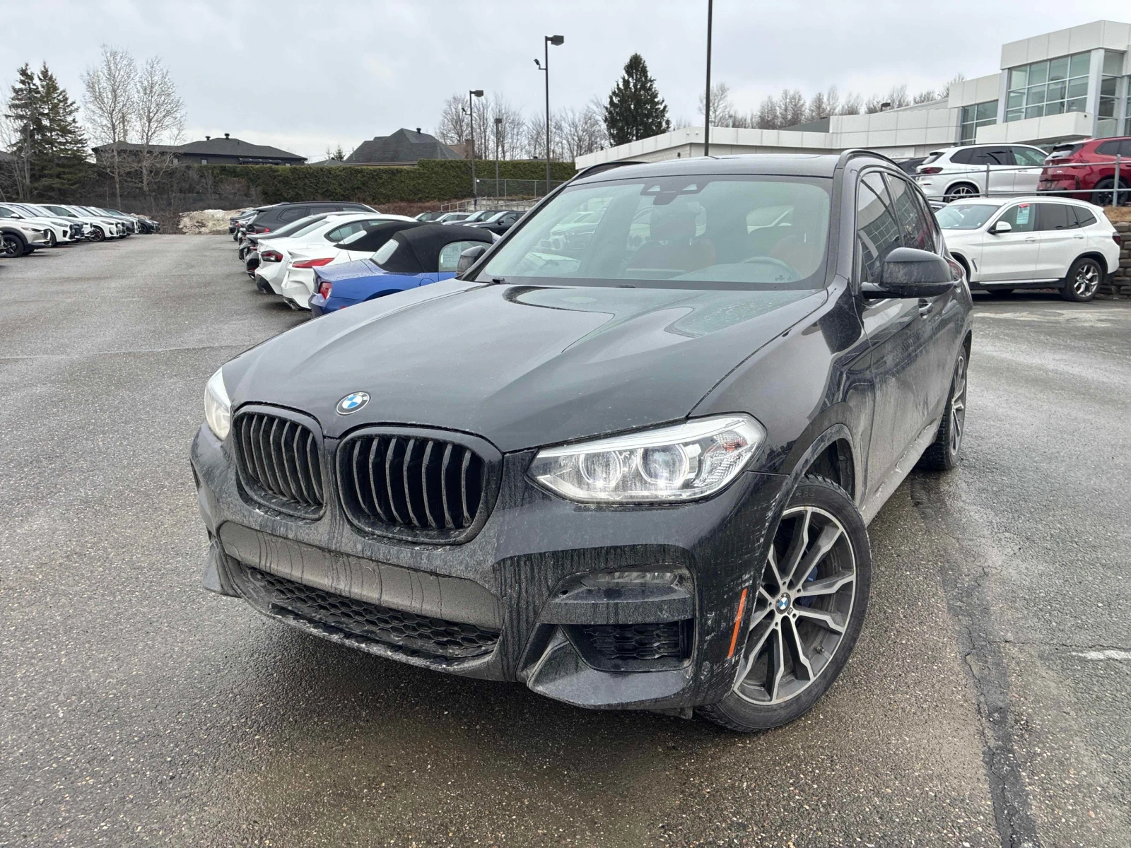 BMW X3 M-PACK* ПОДГРЕВ* AMBIENT* HARMAN/KARDON* ADAPT.SUS