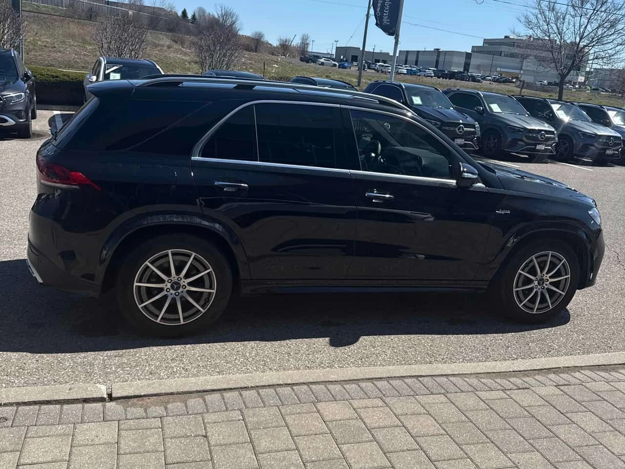 Mercedes-Benz GLE 53 4MATIC * AMG * ДИСТРОНИК * ОБДУХВАНЕ * BURMESTER, снимка 3 - Автомобили и джипове - 54230317