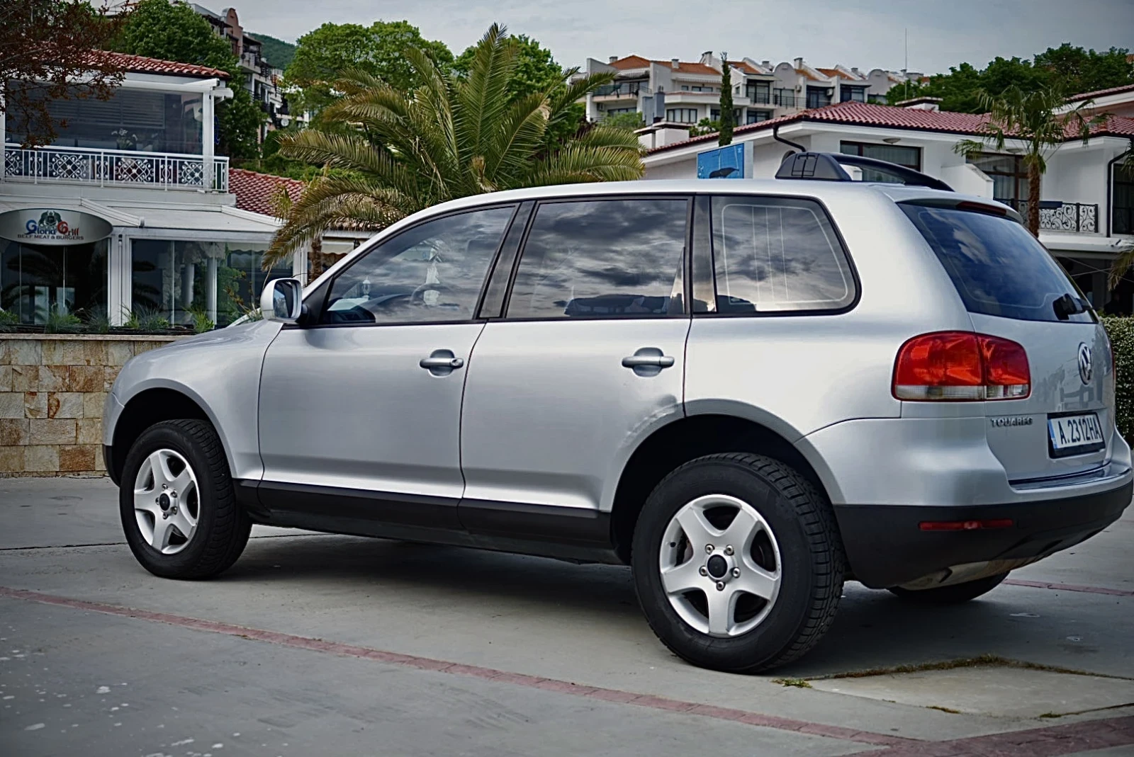 VW Touareg, снимка 5 - Автомобили и джипове - 54256426