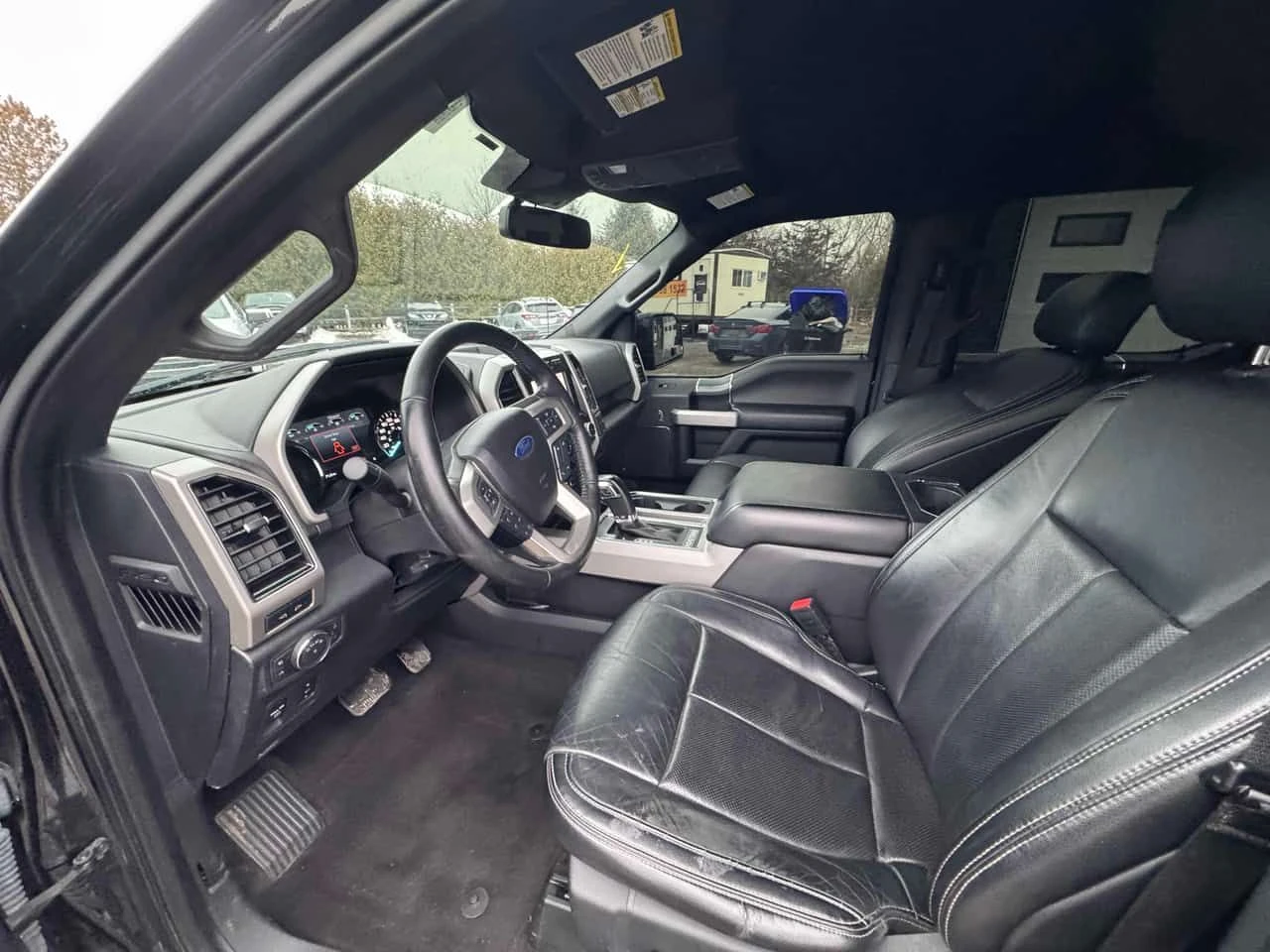 Ford F150 * LARIAT 4WD SuperCrew 5.5' Box* АВТОКРЕДИТ* , снимка 5 - Автомобили и джипове - 54648055