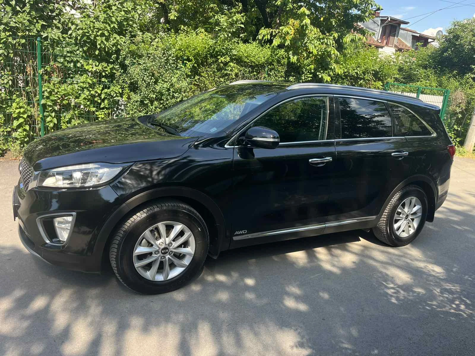 Kia Sorento 2.2 CDR, снимка 2 - Автомобили и джипове - 54879329