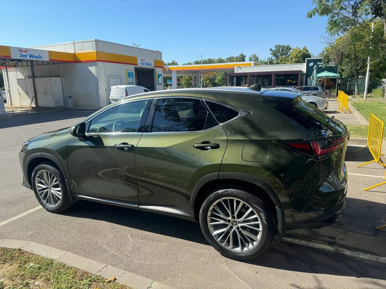 Lexus NX 350h, снимка 4 - Автомобили и джипове - 55499031