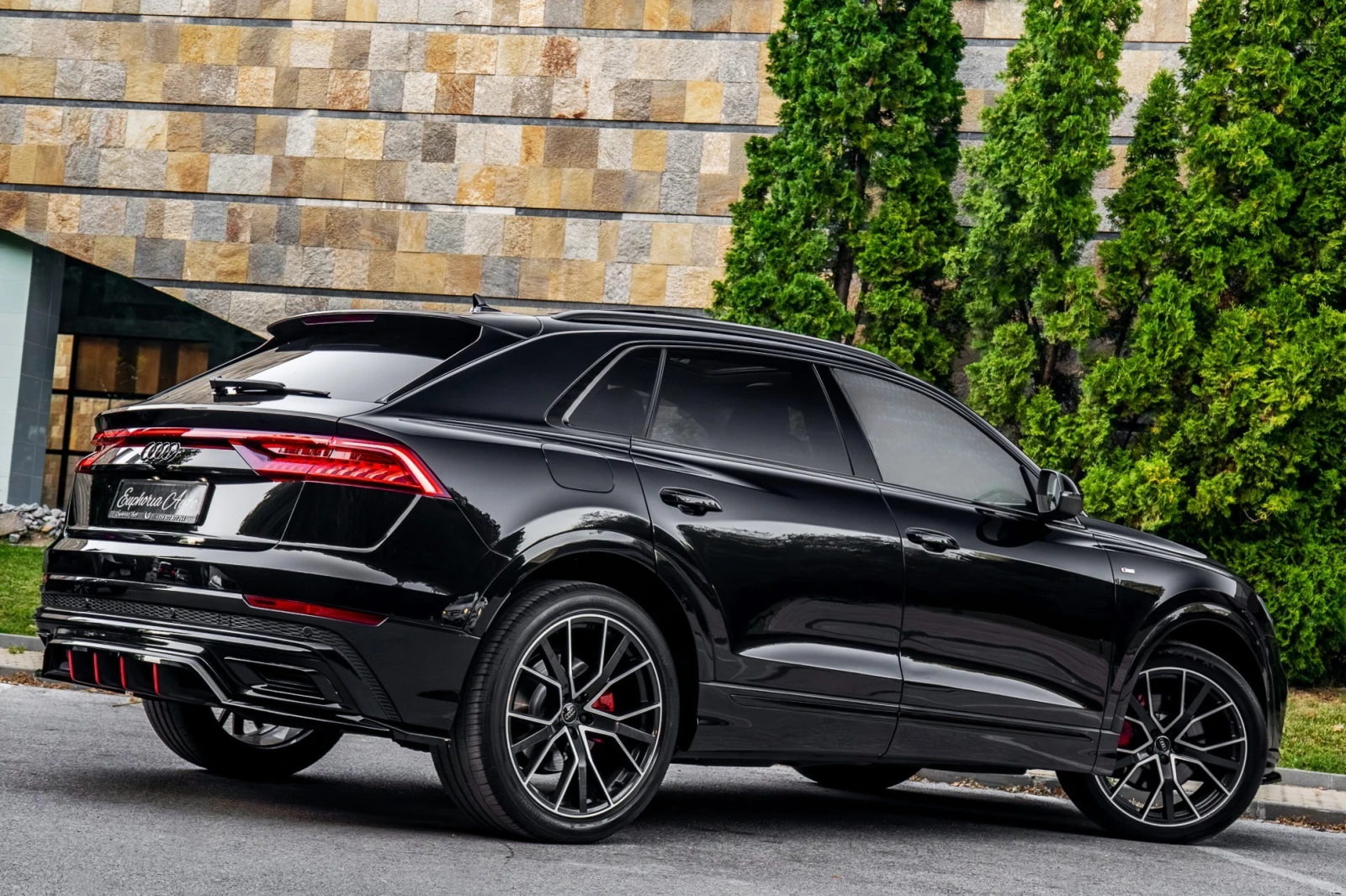 Audi Q8 50TDI* S-LINE* PANO* BANG&OL* HEAD UP* MASSAGE, снимка 5 - Автомобили и джипове - 55547982