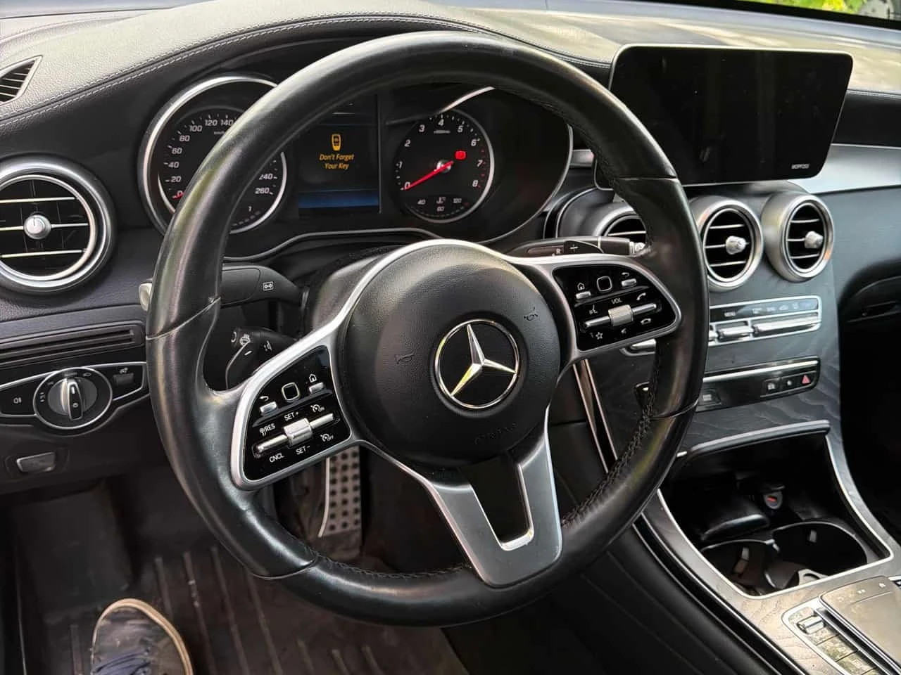 Mercedes-Benz GLC 300 * CARFAX * ОПЦИЯ ЗА ФИНАНСИРАНЕ, снимка 5 - Автомобили и джипове - 55754292