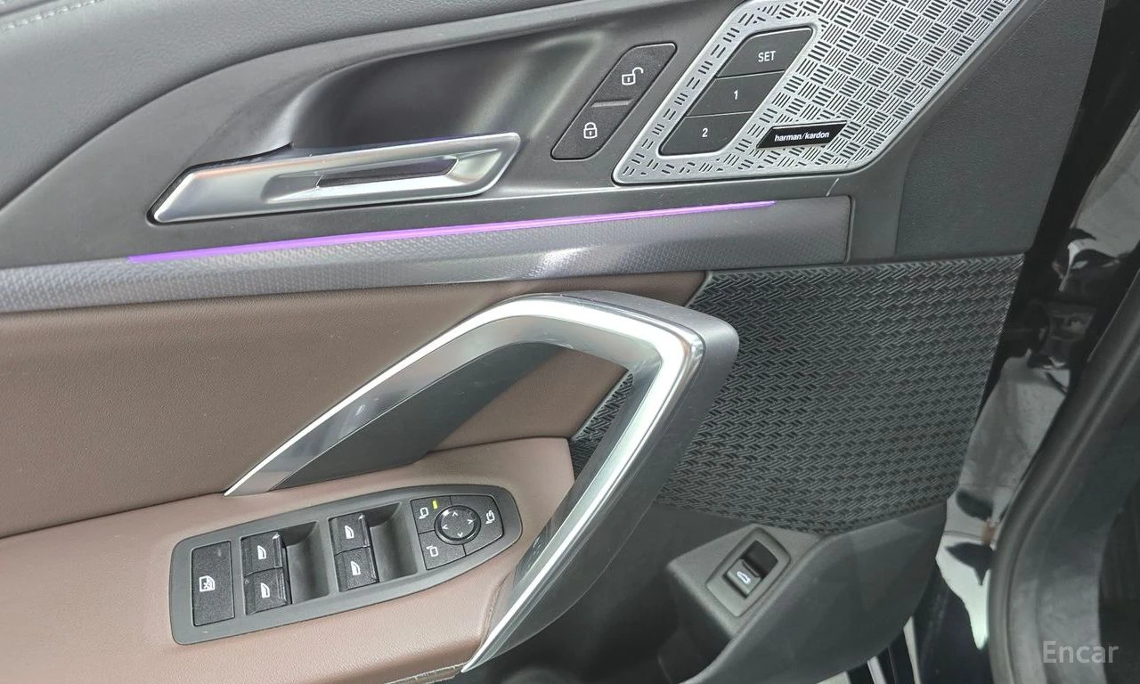 BMW X1 20i* M* SPORT* HARMON* KARDON* 360КАМЕРА* LANE* AS, снимка 7 - Автомобили и джипове - 55961415