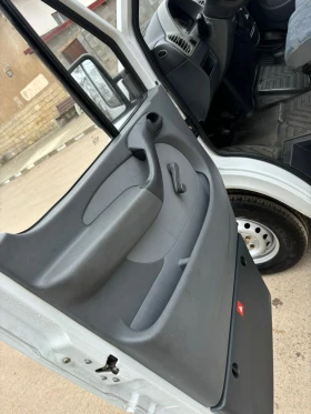 Mercedes-Benz 208 2.2cdi, снимка 9