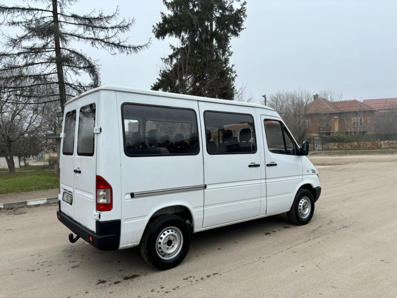 Mercedes-Benz 208 2.2cdi, снимка 6 - Бусове и автобуси - 53804072