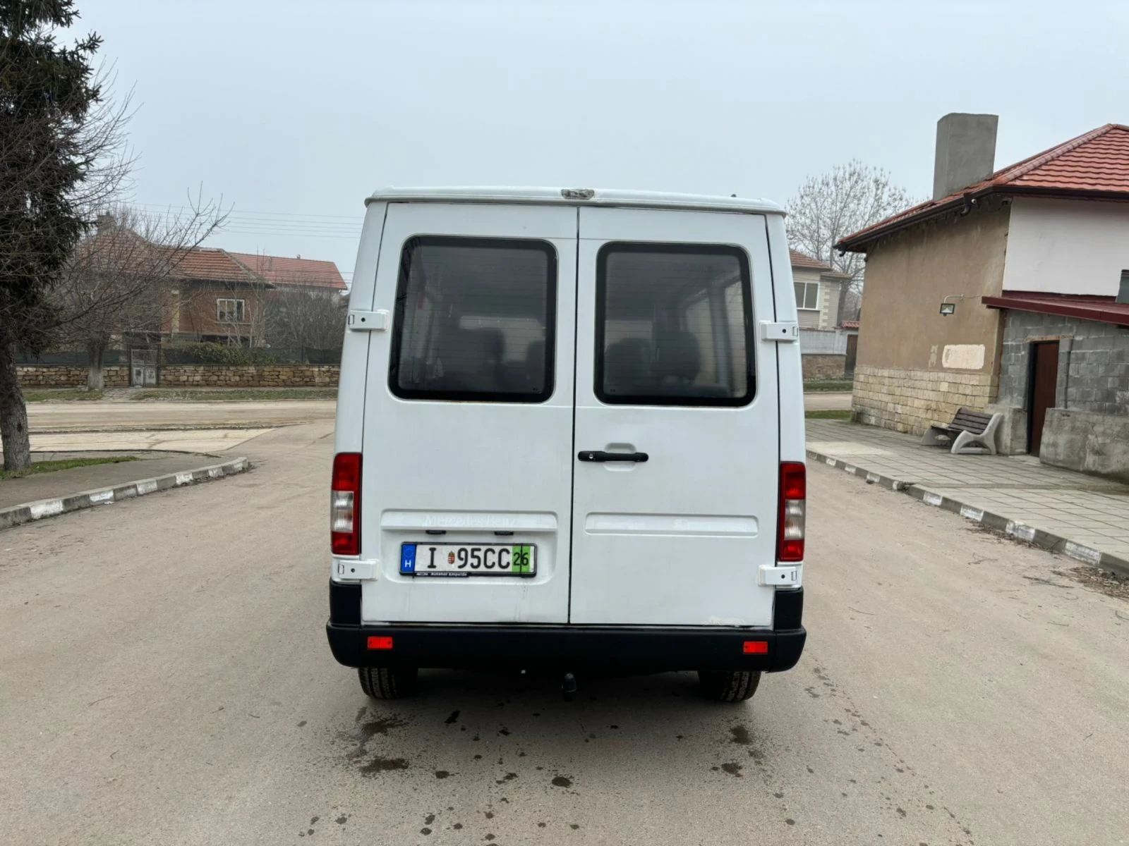 Mercedes-Benz 208 2.2cdi, снимка 5 - Бусове и автобуси - 53804072