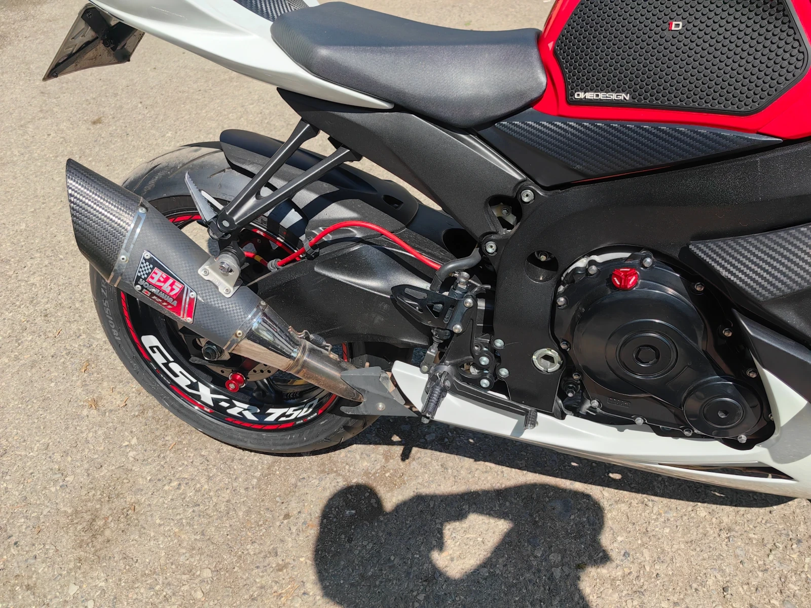 Suzuki Gsxr 750 L5 - изображение 6