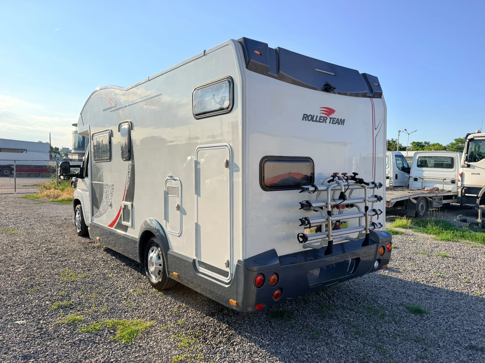 Кемпер Fiat Fiat Ducato 130k/ Roller Team T-Line/ШВЕЙЦАРИЯ, снимка 2 - Каравани и кемпери - 55076226