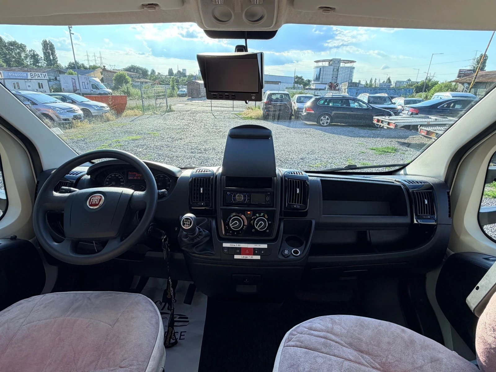 Кемпер Fiat Fiat Ducato 130k/ Roller Team T-Line/ШВЕЙЦАРИЯ, снимка 13 - Каравани и кемпери - 55076226